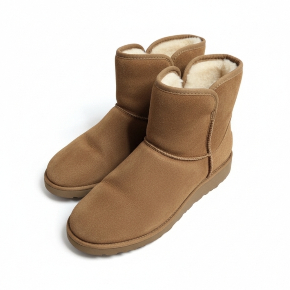 UGG Kristin Wedge Suede Boots - Chestnut - Size 6
